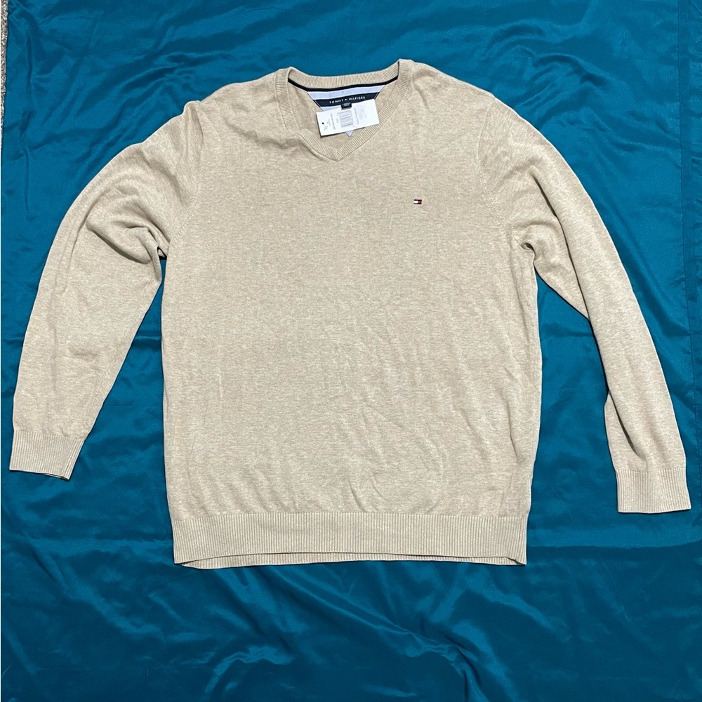 tommy hilfiger tan v-neck sweater